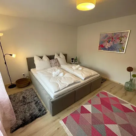 Am Eg-wohnung, New, Zentral, Smarttv, Parkplatz Amberg